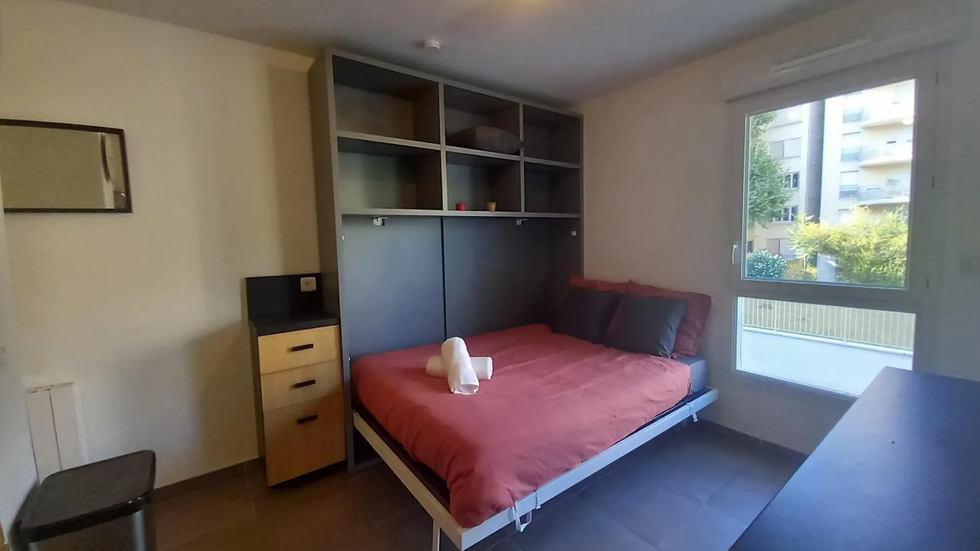 69A - Cosy Studio Ideally Located Lyon Gerland